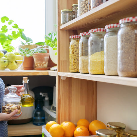 Effective Tips for Cleaning and Organizing Your Pantry: Maximize Space and Reduce Food Waste