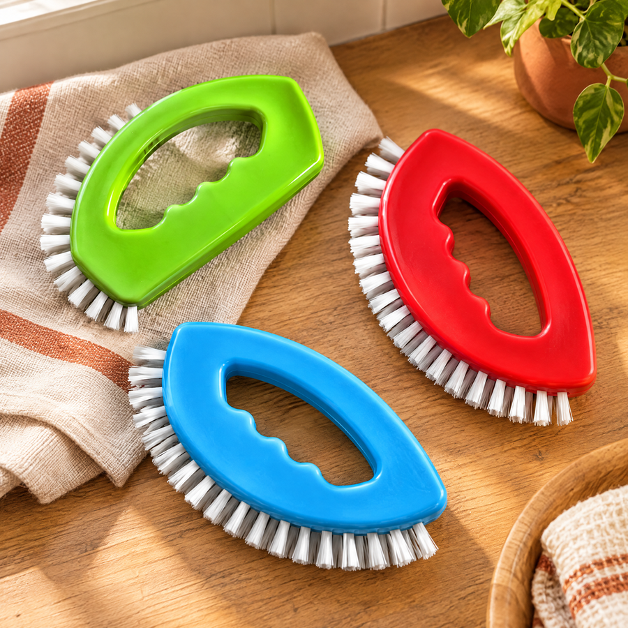 Gracie’s actual finger grips and bristle edges