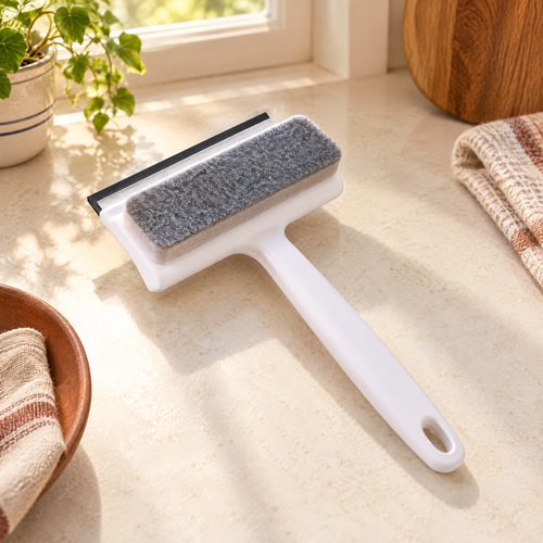 Pane Glass Washer hero: Pane’s white grip, grey pad and black wiping edge